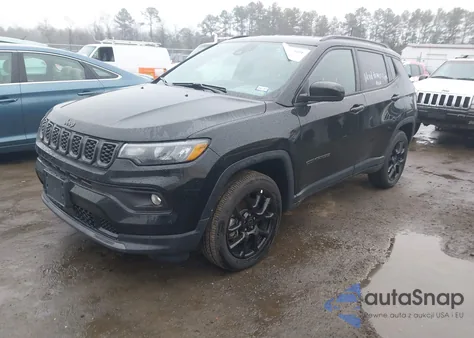 2025 Jeep Compass Latitude 4X4 from USA, damaged, VIN 3C4NJDBN0ST605953